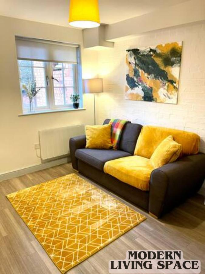 Bright & Cosy One Bedroom Apartment - 2 Beds - Perfect Base In Bishop’s Stortford Exterior foto